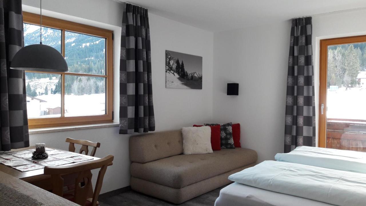 Haus Baumgartner Apartament Schattwald
